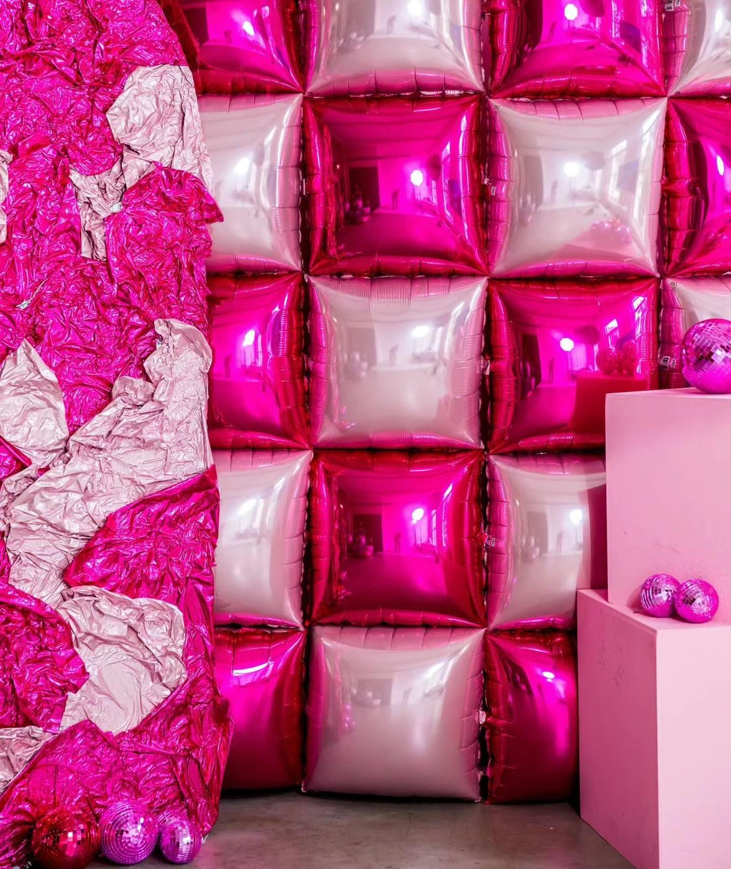 Balloons2Go Balloons 24" Tuftex Pink & Hot Pink Square Foil Balloon Pink Balloon Baseball Cap | Fun Partywear Accessory